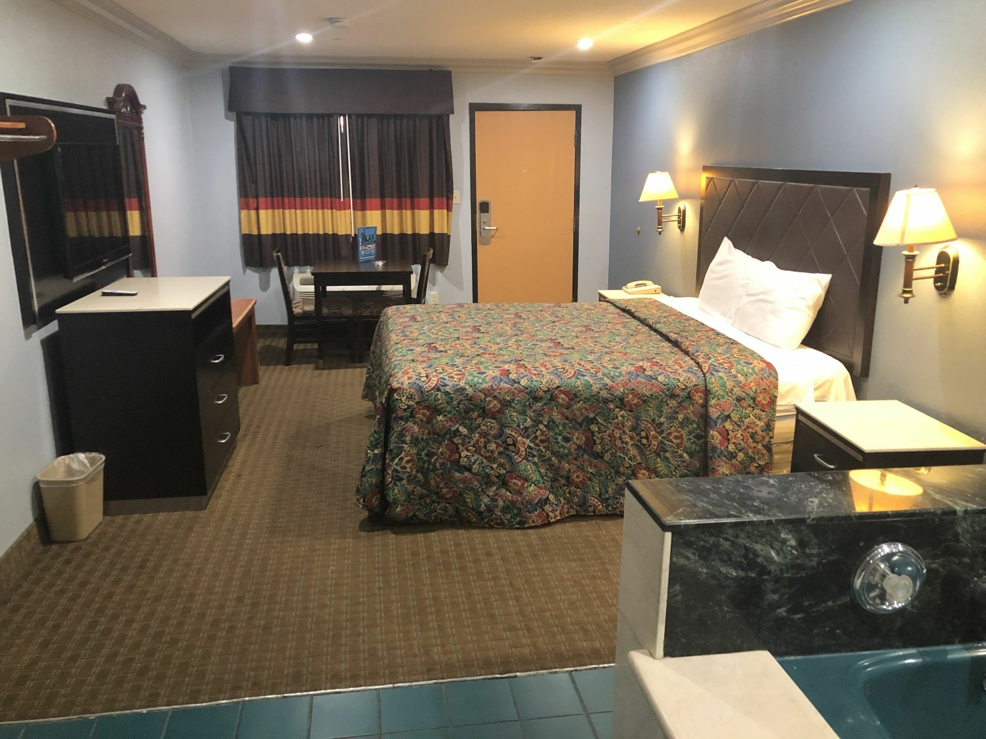 Motel La Mirage Lax Airport 2*